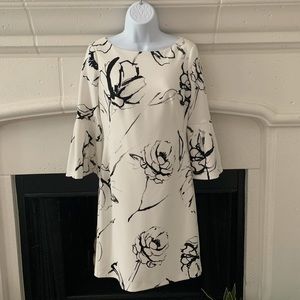 White floral shift dress